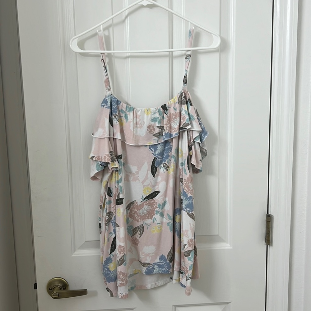 Torrid Size 1 Cold Shoulder Pink Floral Top